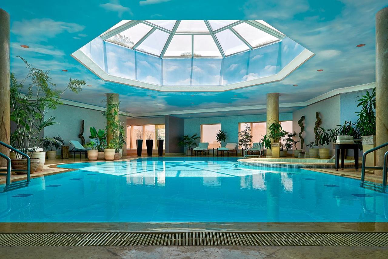 Four Seasons Hotel Cairo At Nile Plaza Piscina foto The swimming pool at the hotel