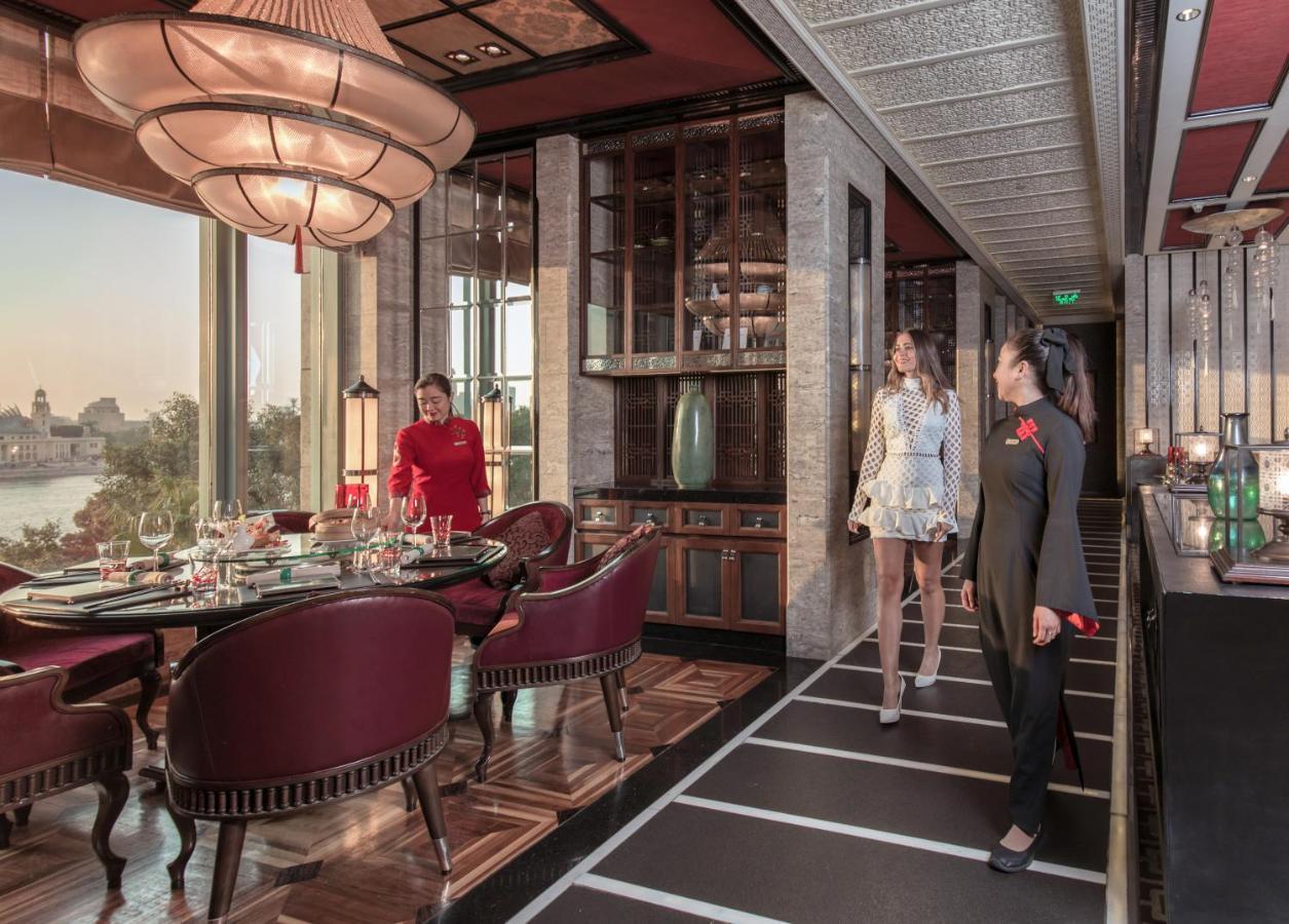 Four Seasons Hotel Cairo At Nile Plaza Esterno foto The interior of the restaurant