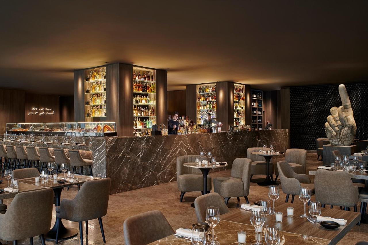 Four Seasons Hotel Cairo At Nile Plaza Esterno foto The interior of the restaurant