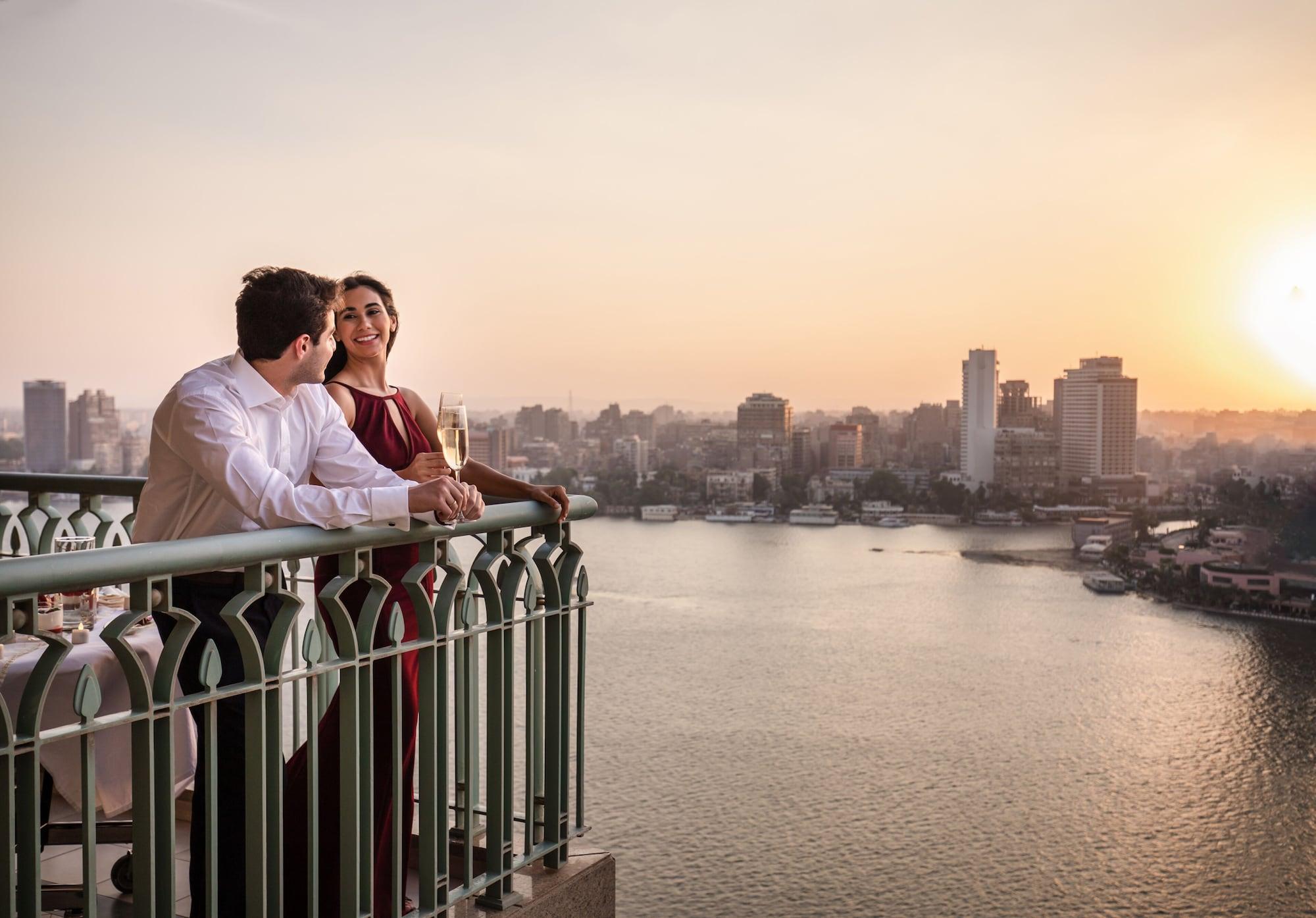 Four Seasons Hotel Cairo At Nile Plaza Esterno foto View of the Nile from the Four Seasons Hotel
