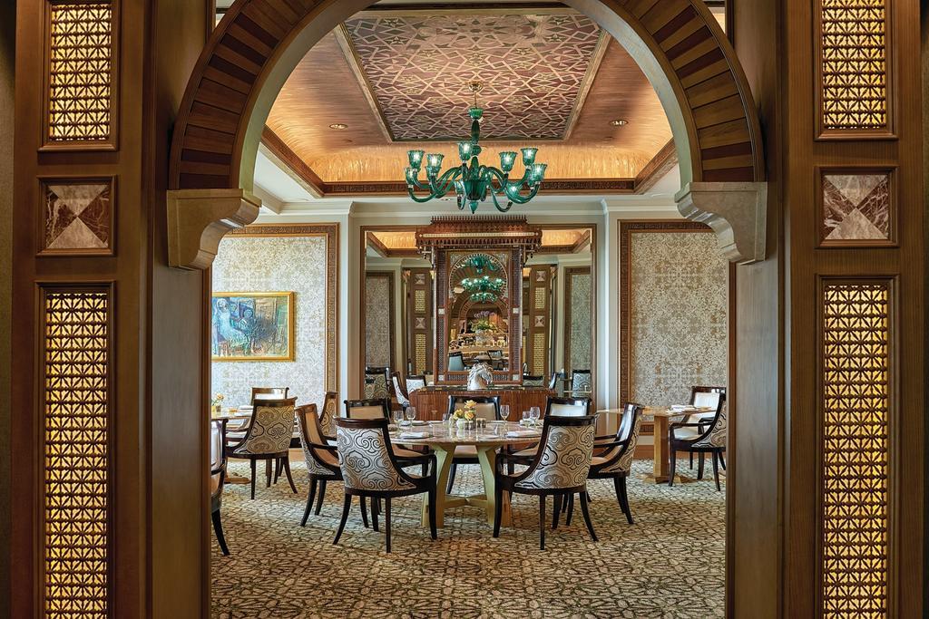 Four Seasons Hotel Cairo At Nile Plaza Esterno foto The restaurant