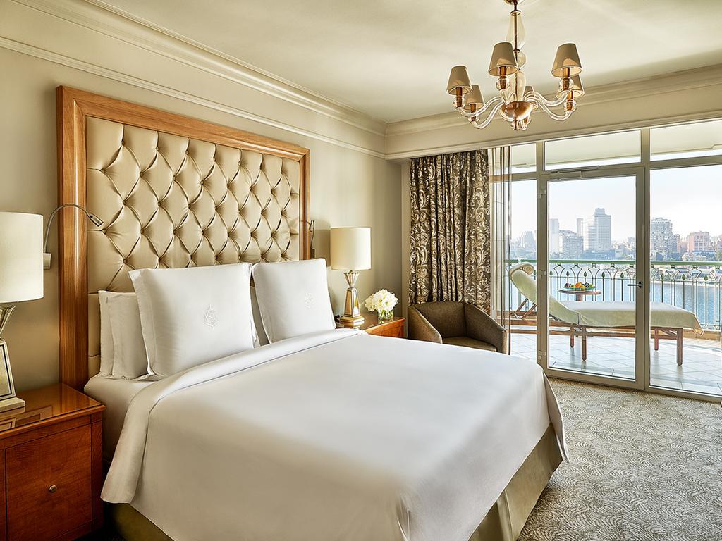 Four Seasons Hotel Cairo At Nile Plaza Esterno foto A bedroom at the Atlantis, The Royal