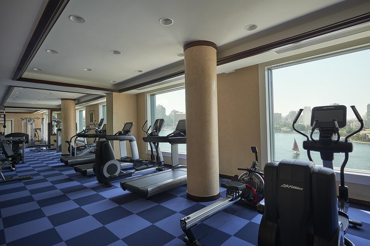 Four Seasons Hotel Cairo At Nile Plaza Esterno foto The gym at the hotel