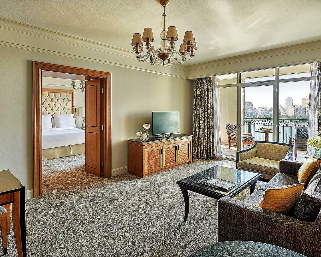 Four Seasons Hotel Cairo At Nile Plaza Esterno foto Suite at the Four Seasons Hotel, Cairo
